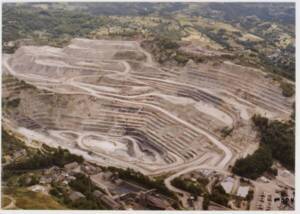 Mine de Decazeville (Aveyron) : photographie de la mine à ciel ouvert, 1980.