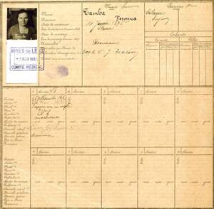 Dossier professionnel de Veronica Tamba, employée de la compagnie des mines de Lens d’origine roumaine. Document imprimé complété à la main, 1930-1931. ANMT 2006 1. Compagnie des mines de Lens.