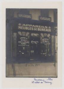 Devanture du magasin Ron&eacute;o de Bordeaux : photographie, 1934. ANMT 2002 6 4, Ron&eacute;o (fabricant de duplicateurs, de mat&eacute;riels et mobilier bureau).