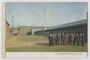 Inauguration d’une usine à Blidah (Algérie) par les dirigeants du groupe Prouvost, 1951.