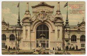 Porte monumentale du grand palais des industries textiles : carte postale, 1911.