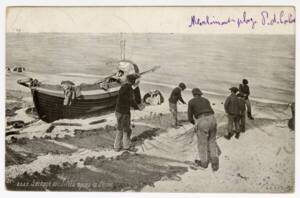 « Séchage des filets après la pêche » : carte postale, [sans date].