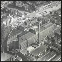 Vue aérienne de l'usine Motte-Bossut, [années 1940].