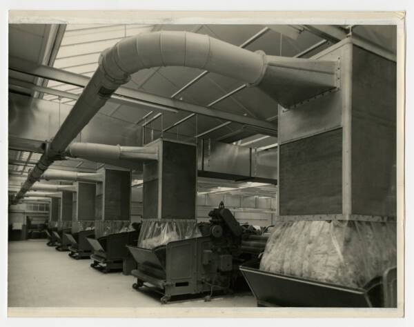 Transport pneumatique de d&eacute;chets textiles, sans date.