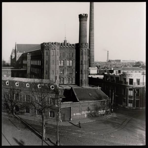 Façade ouest de l'usine Motte-Bossut, [années 1940].